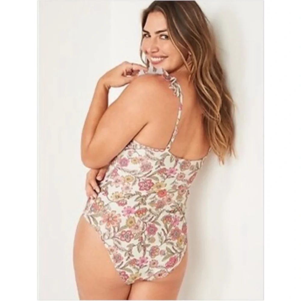 Old Navy Square-Neck Ruffled Strap French-Cut One-Piece Swimsuit NWT MEDIUM - Picture 2 of 9